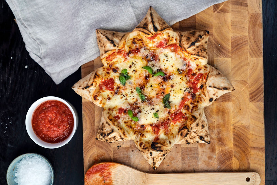 Stuffed-Crust Margherita Pizza Star